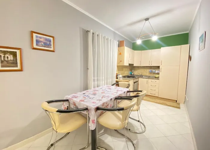 Appartement Aalyamar *